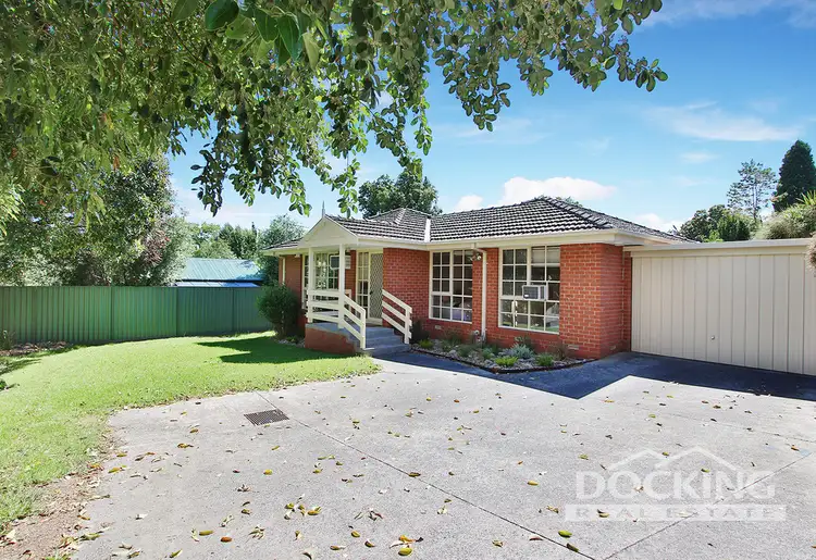Main view of Homely unit listing, 2/17 Walker Avenue, Mitcham VIC 3132