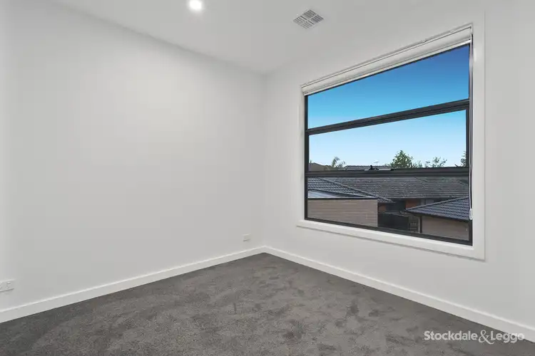 Seventh view of Homely townhouse listing, 2/10 Valdoone Court, Oak Park VIC 3046