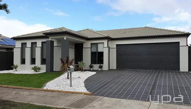 14 Bentley Drive, Deer Park VIC 3023