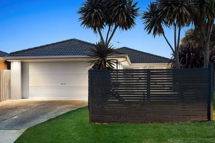 14 Kinlora Drive, Somerville VIC 3912