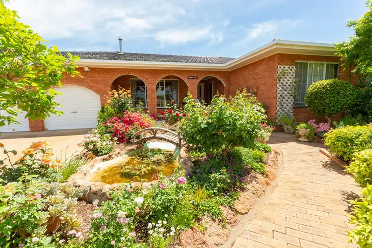 50 Holmes Crescent, Griffith NSW 2680