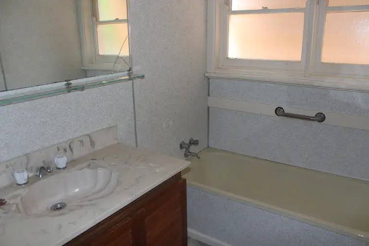 Fifth view of Homely house listing, 7 Donald Street, Robinvale VIC 3549