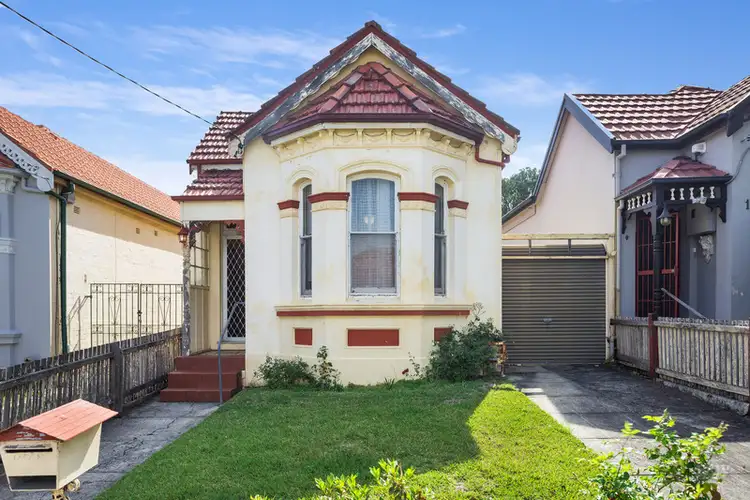 16 Garnet Street, Hurlstone Park NSW 2193