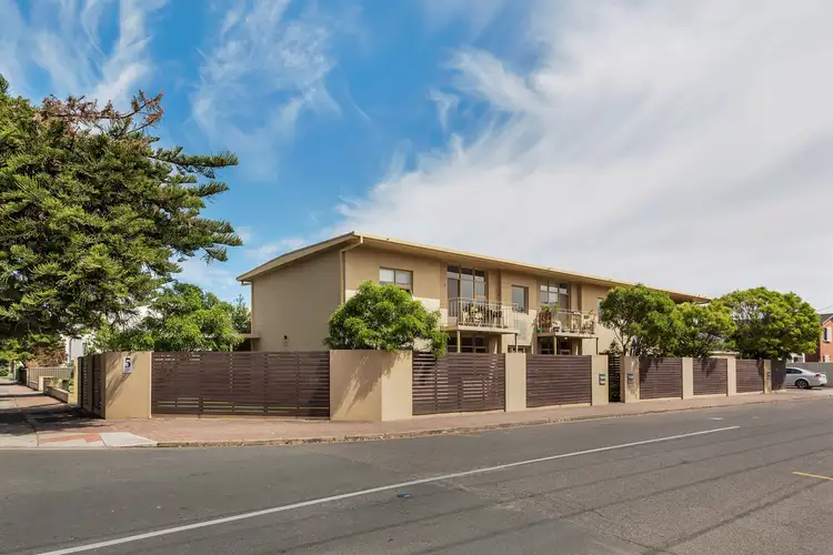 2/5 St Annes Terrace, Glenelg North SA 5045