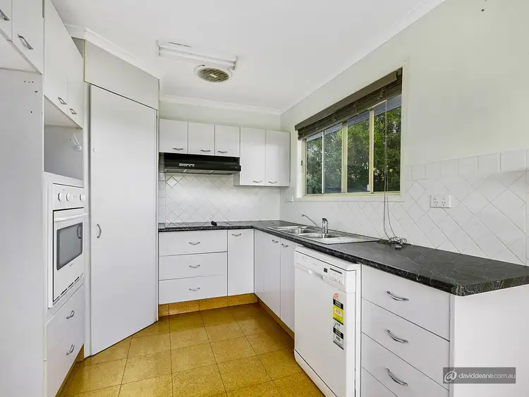 25 Nanbaree Drive, Bray Park QLD 4500