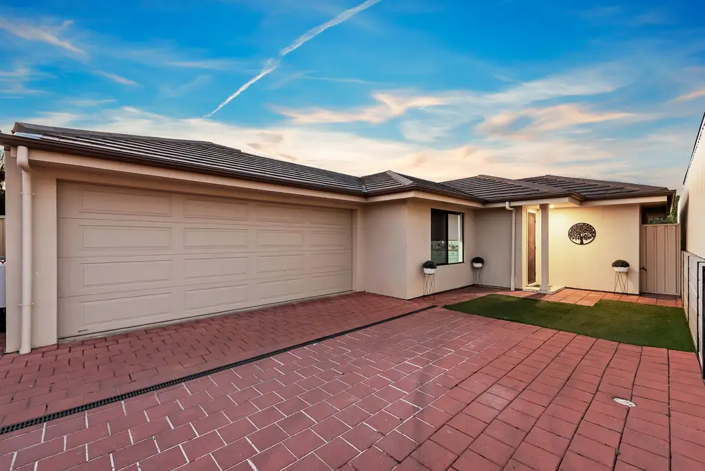 Main view of Homely house listing, 4/7 Sandy Lane, Hackham SA 5163