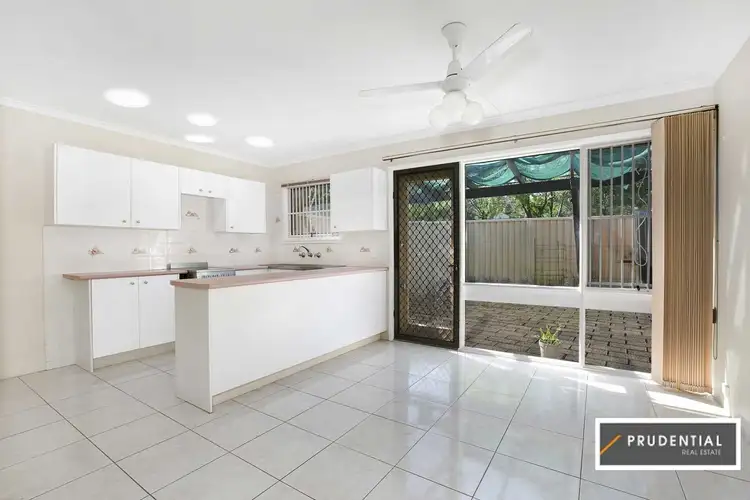 10/56 Woodhouse Drive, Ambarvale NSW 2560