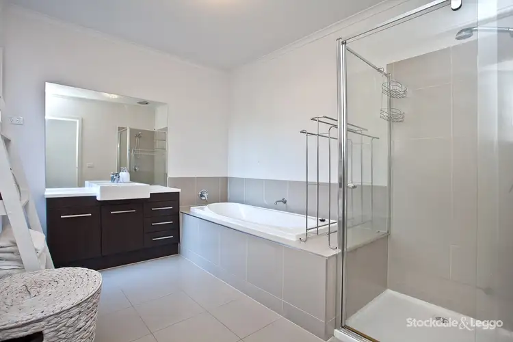 Fifth view of Homely house listing, 3 Earlsferry Lane, Deer Park VIC 3023