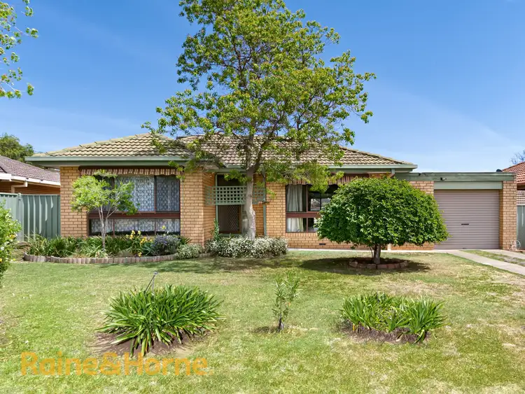 9 Eldershaw Drive, Forest Hill NSW 2651