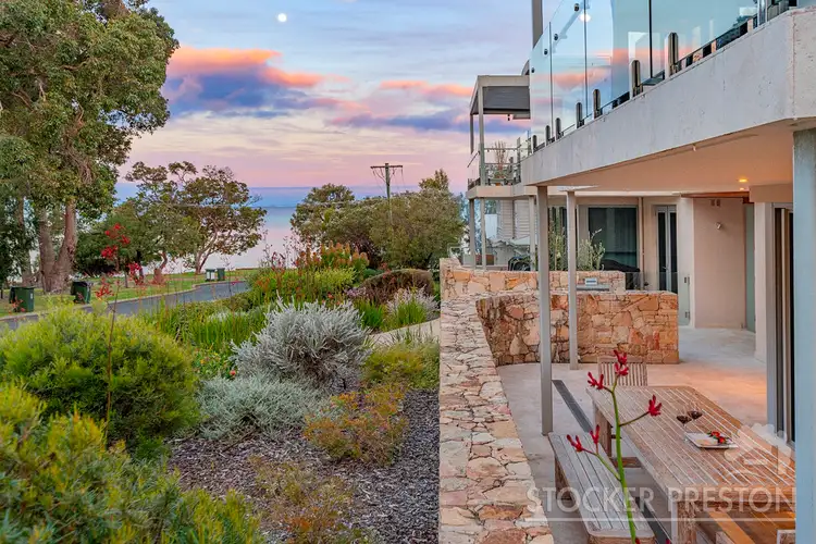 2/11 North Street, Dunsborough WA 6281
