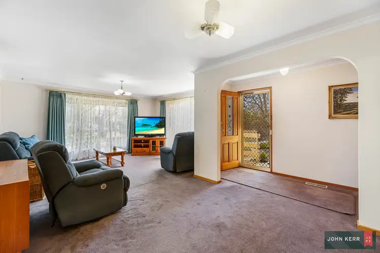 Second view of Homely house listing, 5 Leonis Court, Moe VIC 3825