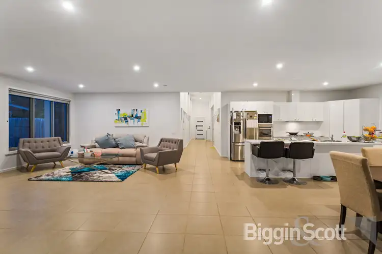 21 Foster Crescent, Knoxfield VIC 3180