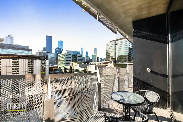 1305/8 Waterview Walk, Docklands VIC 3008