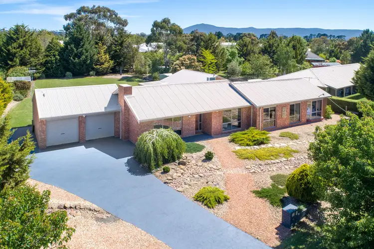 55 Skyline Drive, Gisborne VIC 3437