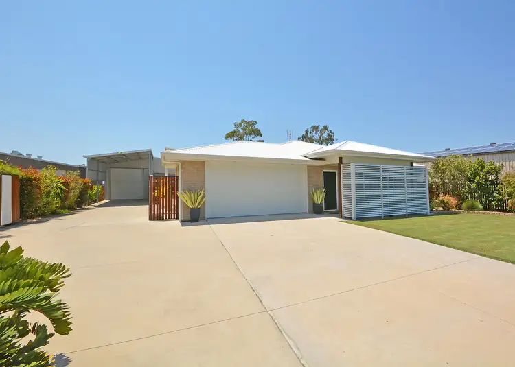 3 Chani Close, Urangan QLD 4655