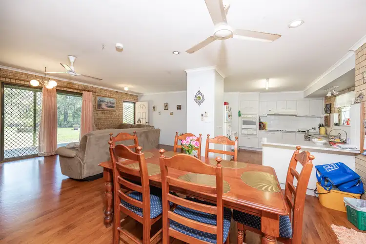 207 Avondale Road, Avondale QLD 4670