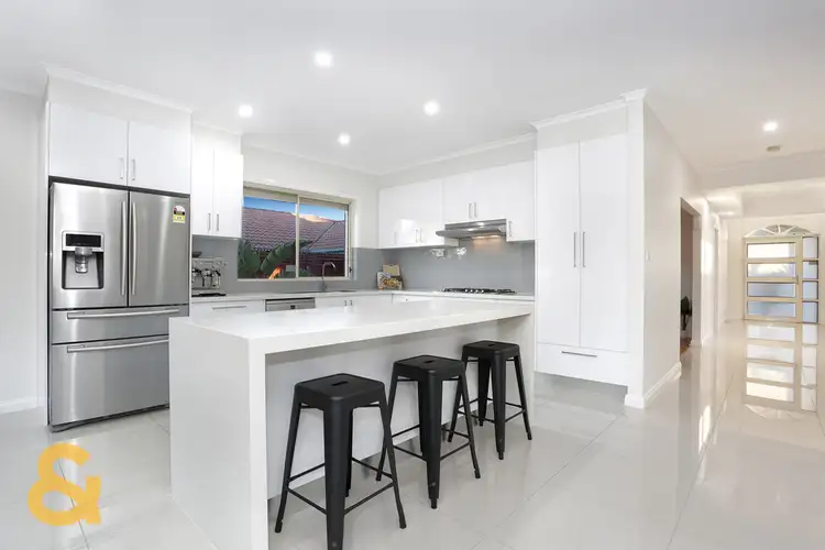 Seventh view of Homely house listing, 10 Vela Place, Roxburgh Park VIC 3064