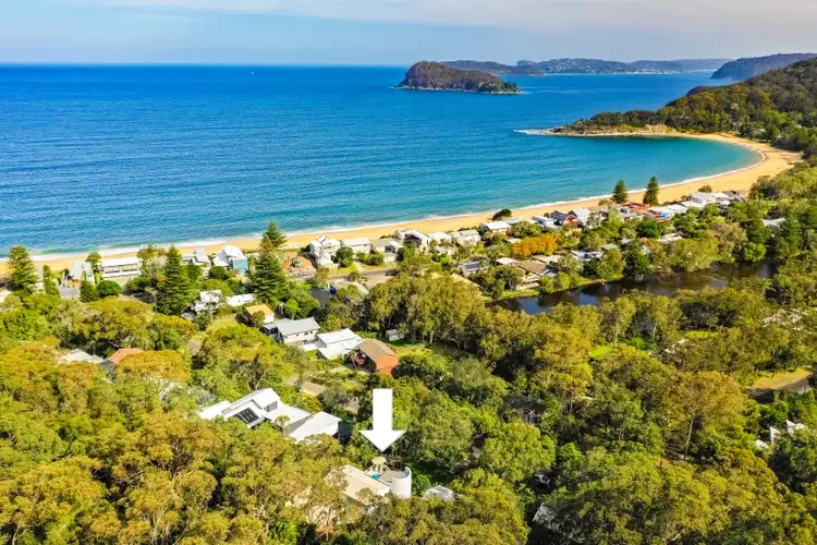 18 Beryl Boulevarde, Pearl Beach NSW 2256