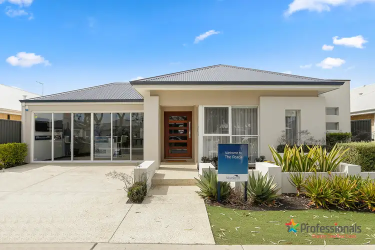 17 Windermere Boulevard, Aveley WA 6069