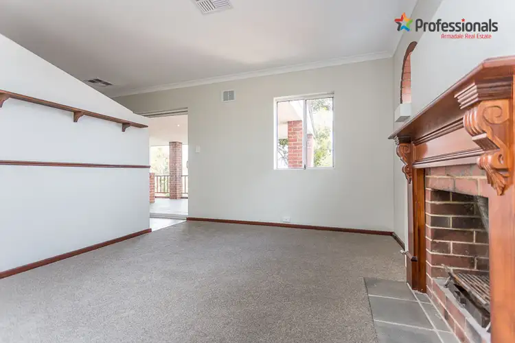 Sixth view of Homely house listing, 32 Wangoola Tce, Mount Nasura WA 6112