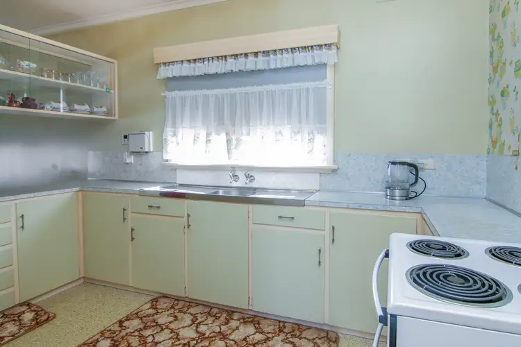 Fifth view of Homely house listing, 112 Wallace Street, Bairnsdale VIC 3875