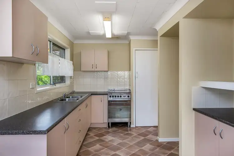 Sixth view of Homely house listing, 30 Dirkala St, Mansfield QLD 4122