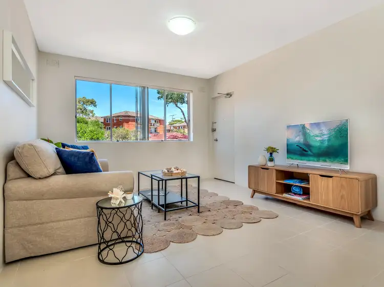 Main view of Homely unit listing, 2/33 Flint Street, Hillsdale NSW 2036