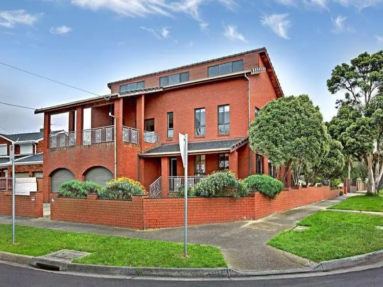 4 Donald street