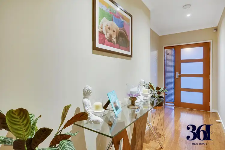16 Lumiere Blvd, Truganina VIC 3029
