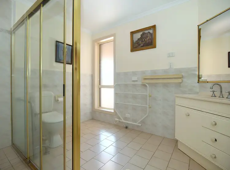 Seventh view of Homely unit listing, U6 Glenfield Court, Middle Ridge QLD 4350
