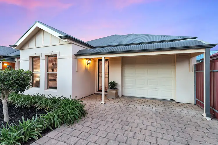 9 Destro Lane, Semaphore SA 5019