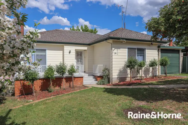 Main view of Homely house listing, 2 Moodie Place, West Bathurst NSW 2795