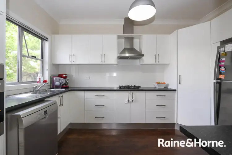 Fifth view of Homely house listing, 2 Moodie Place, West Bathurst NSW 2795