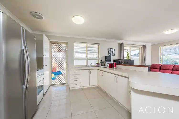 Fifth view of Homely house listing, 2 Shortridge Way, Quinns Rocks WA 6030
