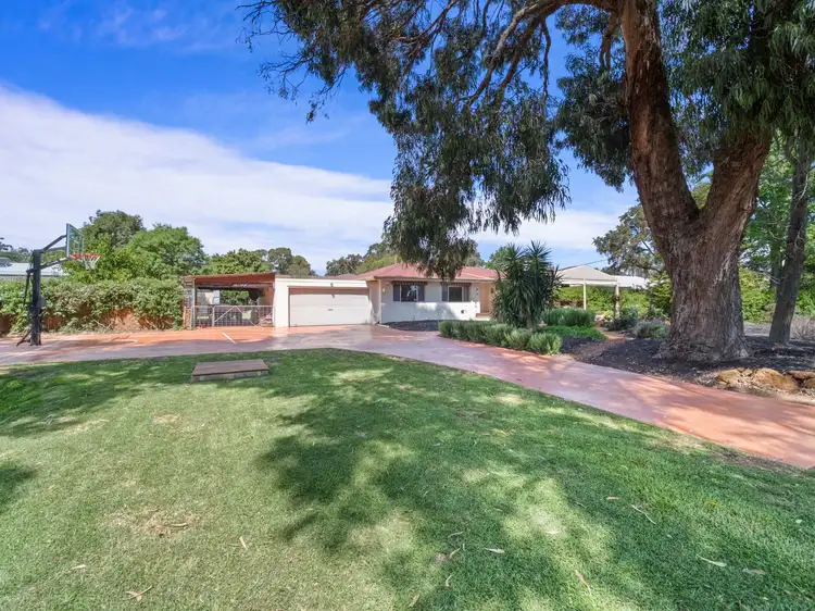 20 Mary Drive, Lesmurdie WA 6076