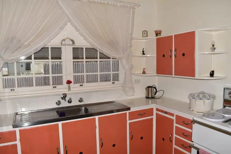 Sixth view of Homely house listing, 32 Parkes Street, Wellington NSW 2820