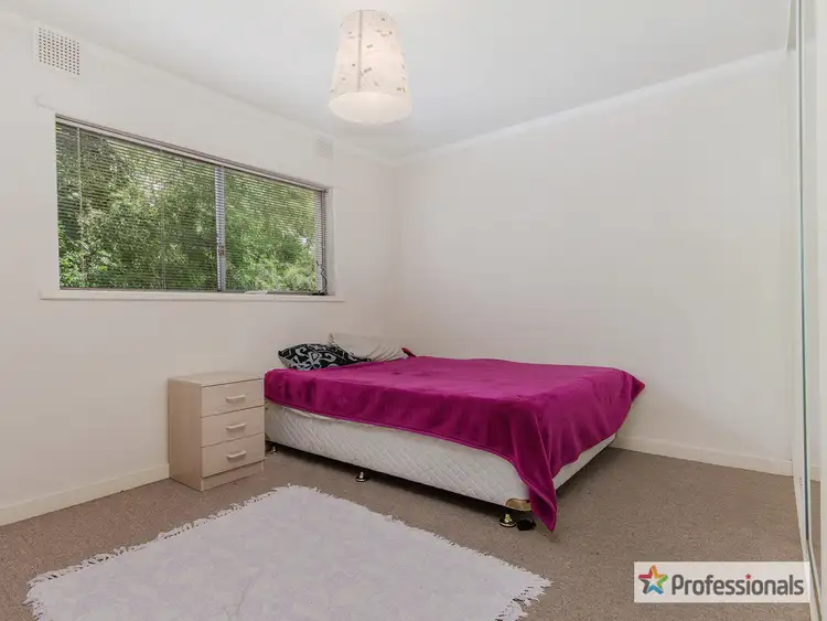 Sixth view of Homely house listing, 9/4 Canham Way, Orelia WA 6167