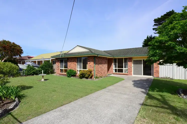 Main view of Homely house listing, 19 Golden Hill Avenue, Shoalhaven Heads NSW 2535