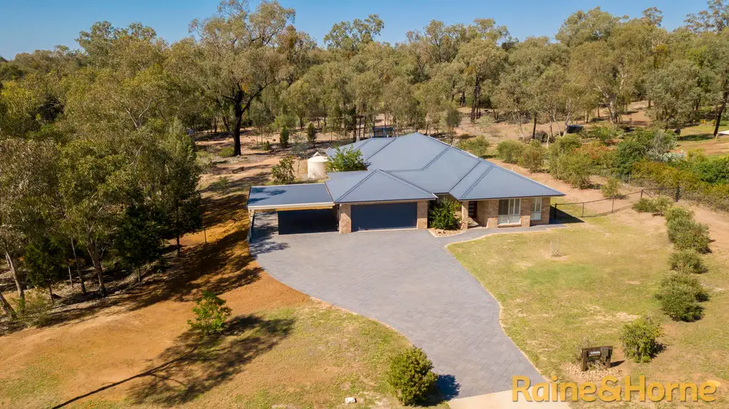 Main view of Homely house listing, 3 Glenabbey Drive, Dubbo NSW 2830