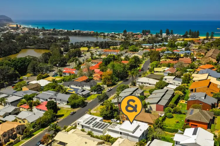 Sixth view of Homely house listing, 2/62 Havenview Road, Terrigal NSW 2260