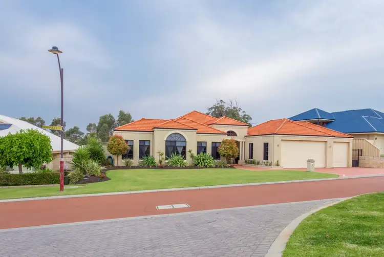 7 Bonanza Road, Dalyellup WA 6230
