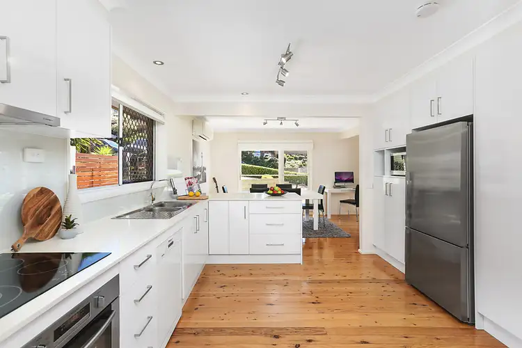 15 Mark Street, Figtree NSW 2525