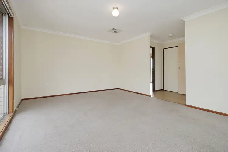 Seventh view of Homely house listing, 2 Solomon Cl, Northam WA 6401