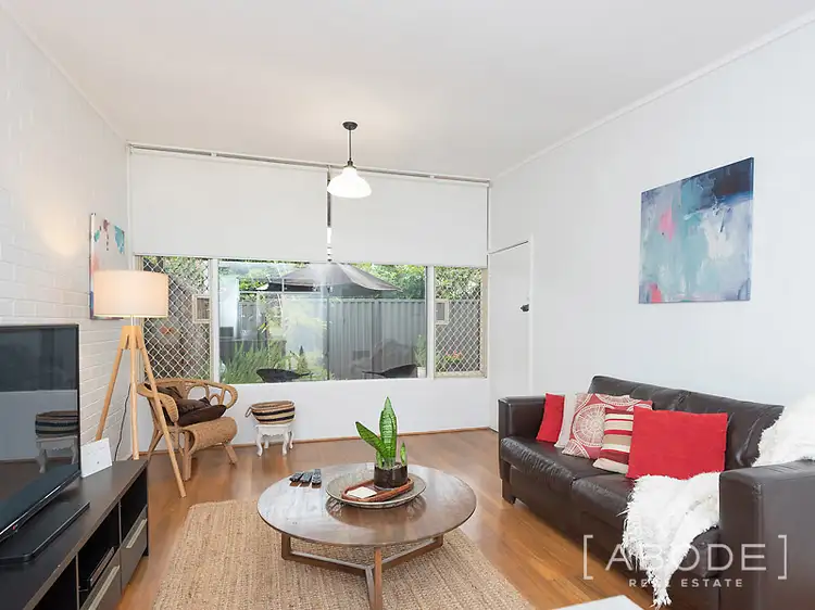 2/102 North Lake Road, Myaree WA 6154
