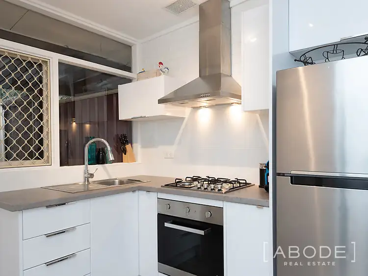 Sixth view of Homely unit listing, 2/102 North Lake Road, Myaree WA 6154