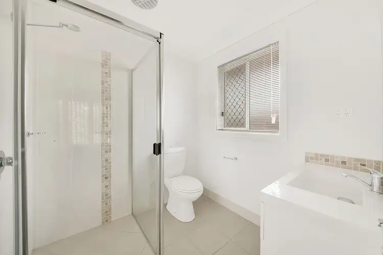 Sixth view of Homely house listing, 7 IRIS ROAD, Kirkwood QLD 4680
