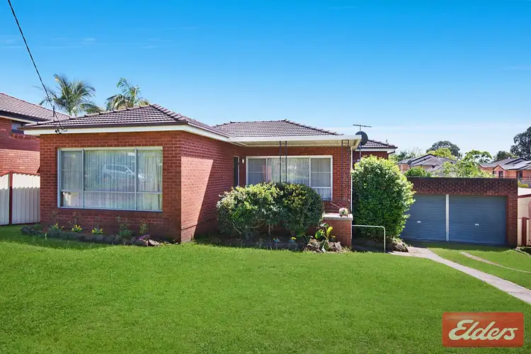 32 Maunder Avenue, Girraween NSW 2145