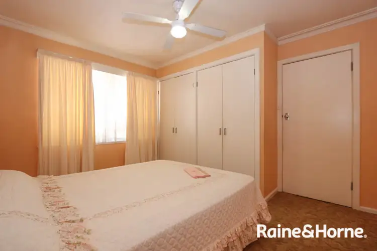 Sixth view of Homely house listing, 8 Vine Street, South Bathurst NSW 2795