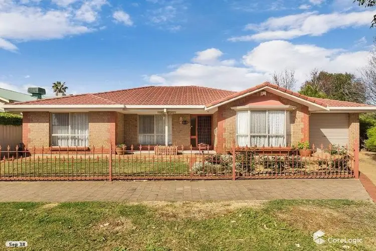 8A STEPHENSON AVENUE