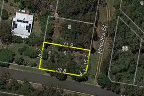 1 Rhodes Street, Macleay Island QLD 4184
